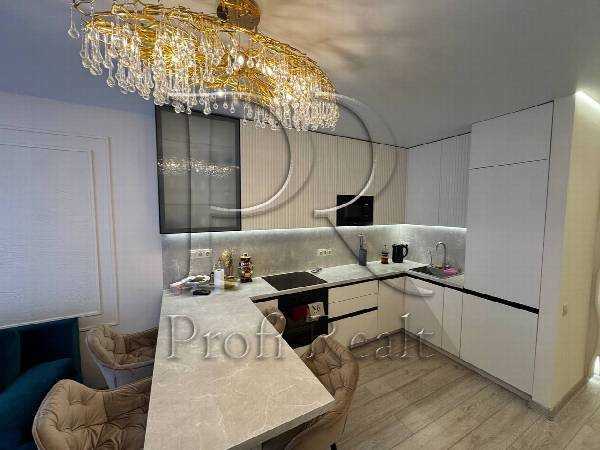 Продажа 2-комнатной квартиры 76 м², Причальная ул., 14