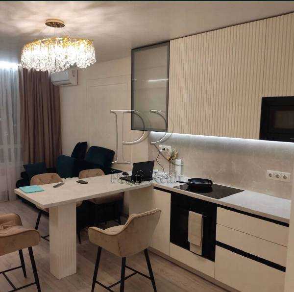 Продажа 2-комнатной квартиры 76 м², Причальная ул., 14