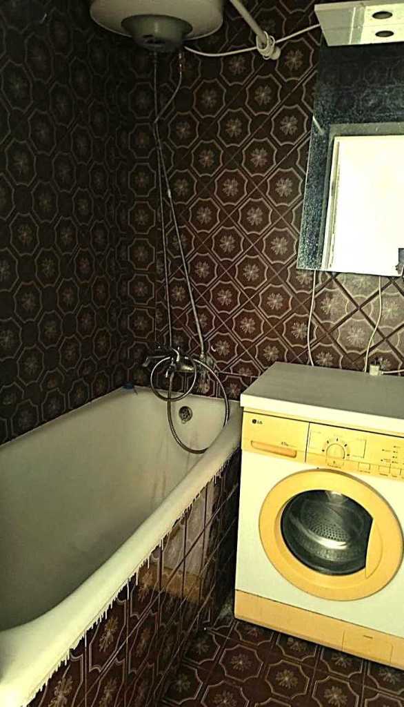 Продажа 3-комнатной квартиры 60 м², Евгения Коновальца ул., 15/1