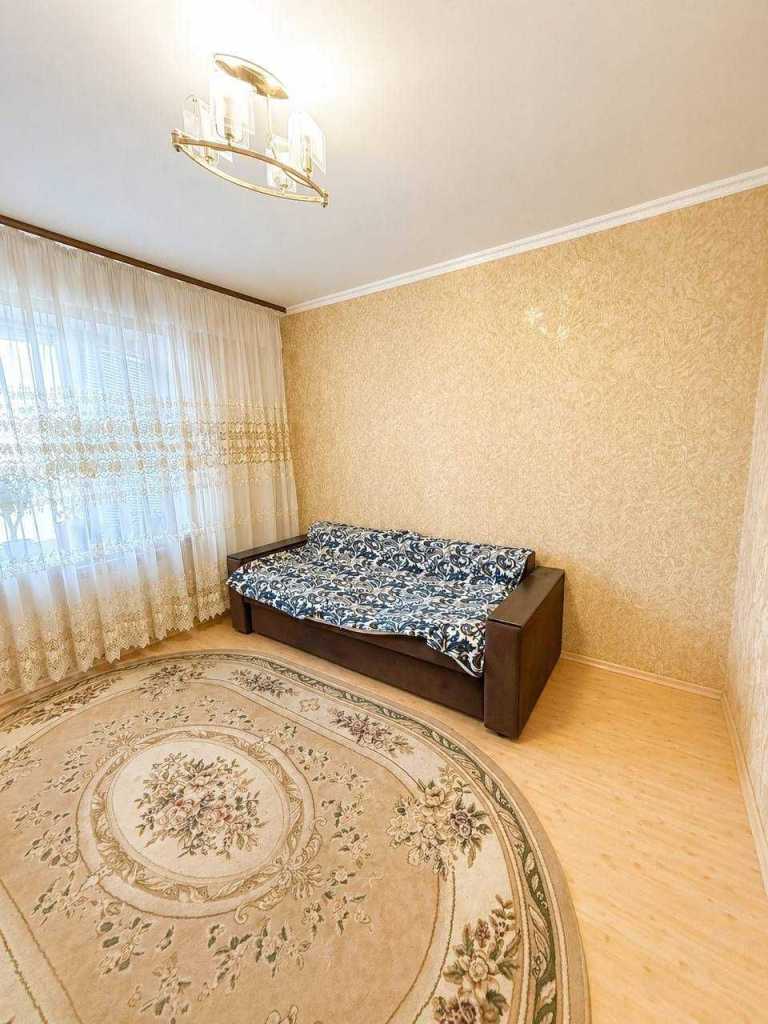 Продажа 3-комнатной квартиры 74.8 м², Ревуцкого ул., 44