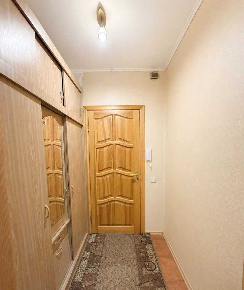 Продажа 3-комнатной квартиры 74.8 м², Ревуцкого ул., 44