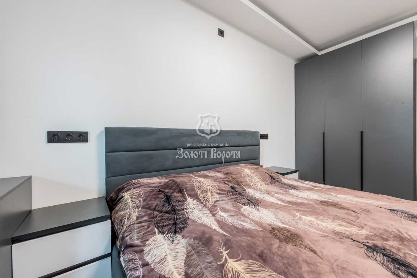 Продаж 2-кімнатної квартири 50 м², Лобачевського пров., 7
