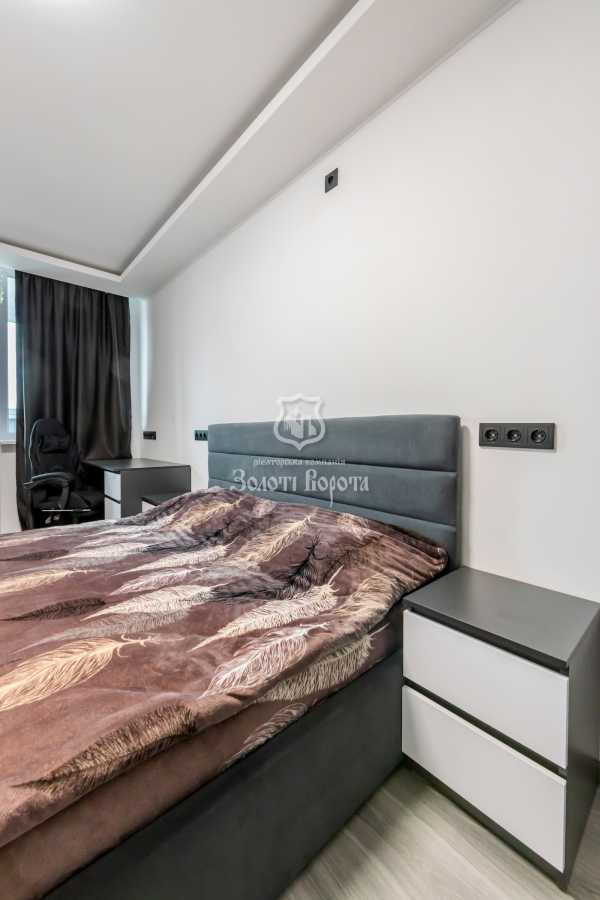 Продаж 2-кімнатної квартири 50 м², Лобачевського пров., 7
