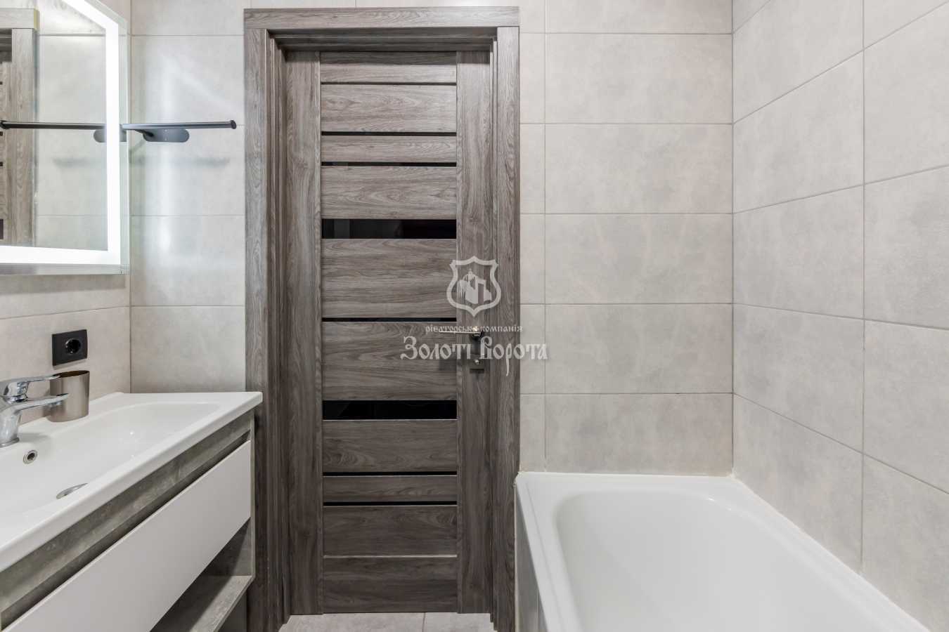 Продаж 2-кімнатної квартири 50 м², Лобачевського пров., 7