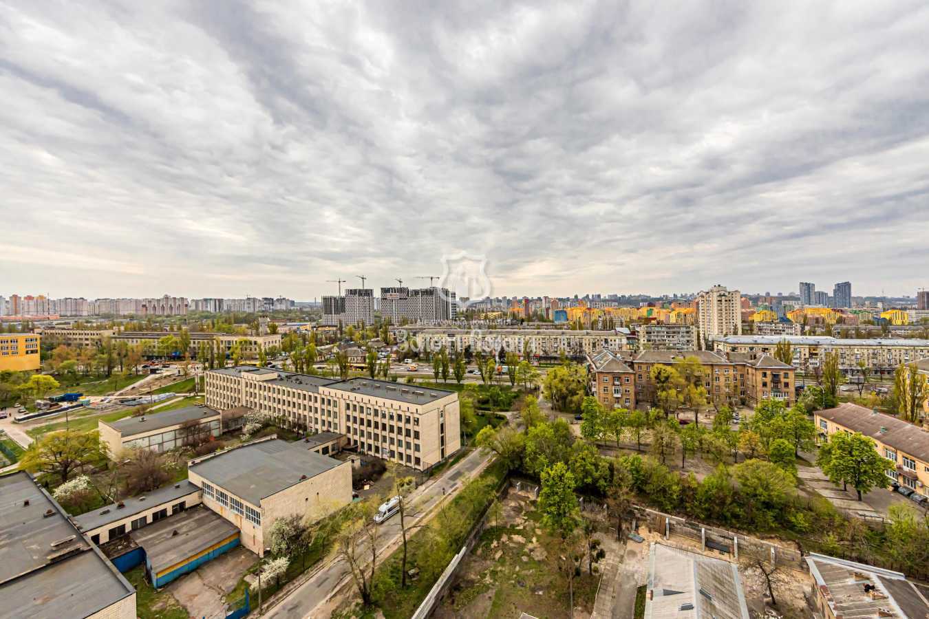 Продаж 2-кімнатної квартири 50 м², Лобачевського пров., 7