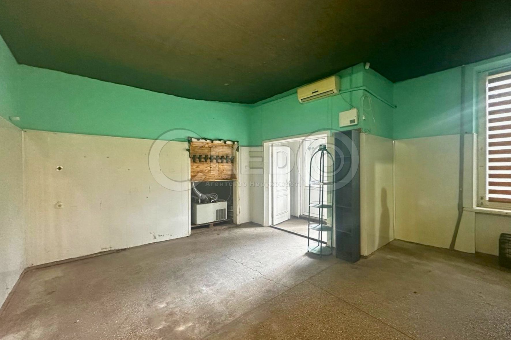 Продаж комерції 163.8 м², Черкасова вул.