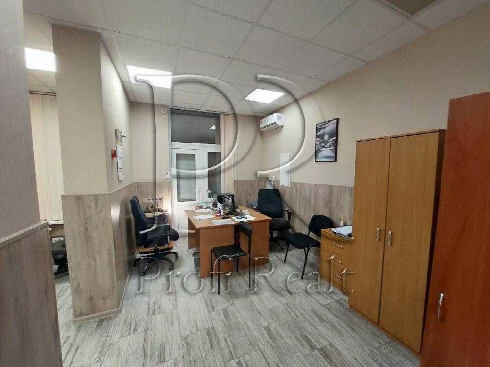 Продаж приміщення вільного призначення 101 м², Юрія Поправки вул., 14