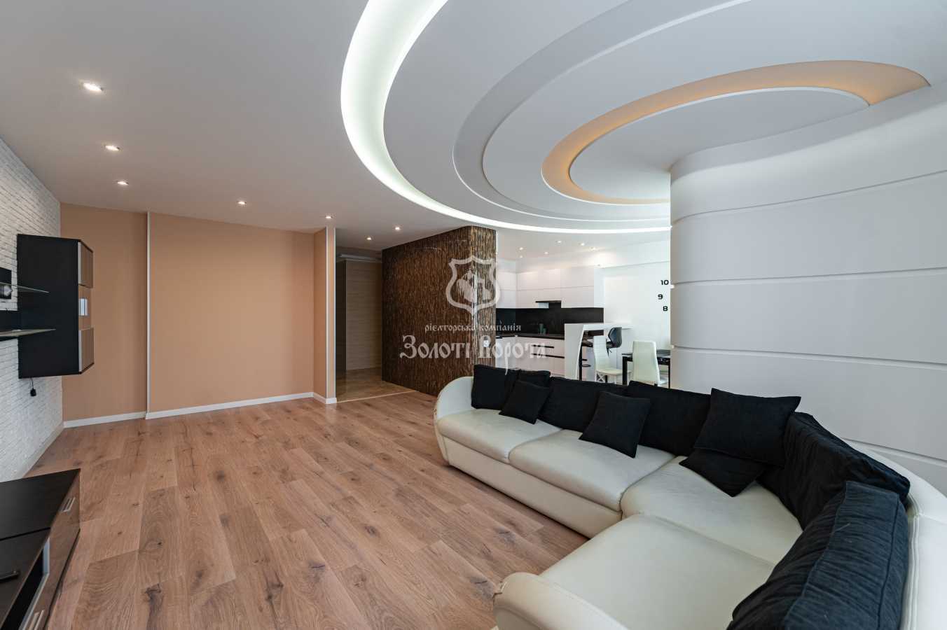 Продаж 3-кімнатної квартири 119.8 м², Автозаводська вул., 29А