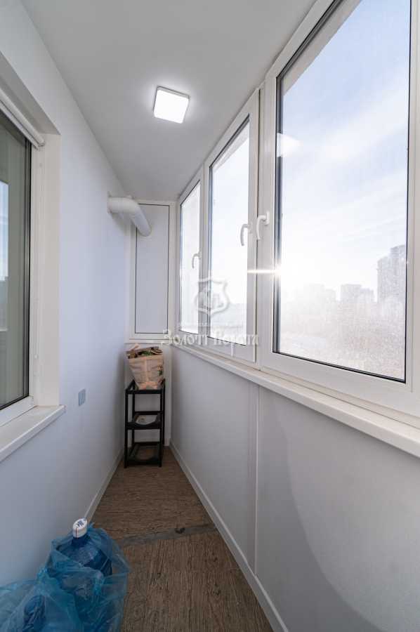 Продаж 3-кімнатної квартири 119.8 м², Автозаводська вул., 29А