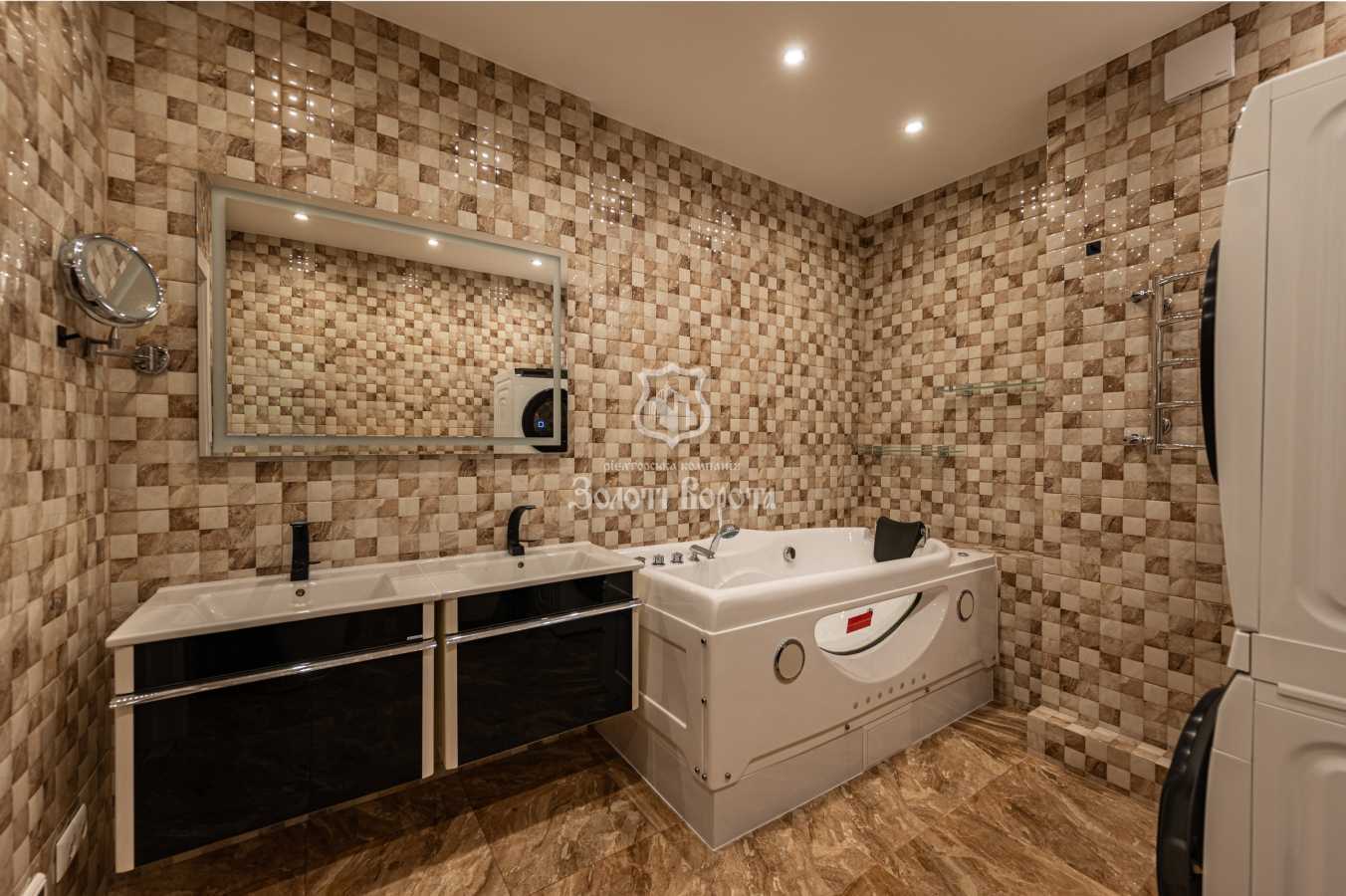 Продаж 3-кімнатної квартири 119.8 м², Автозаводська вул., 29А