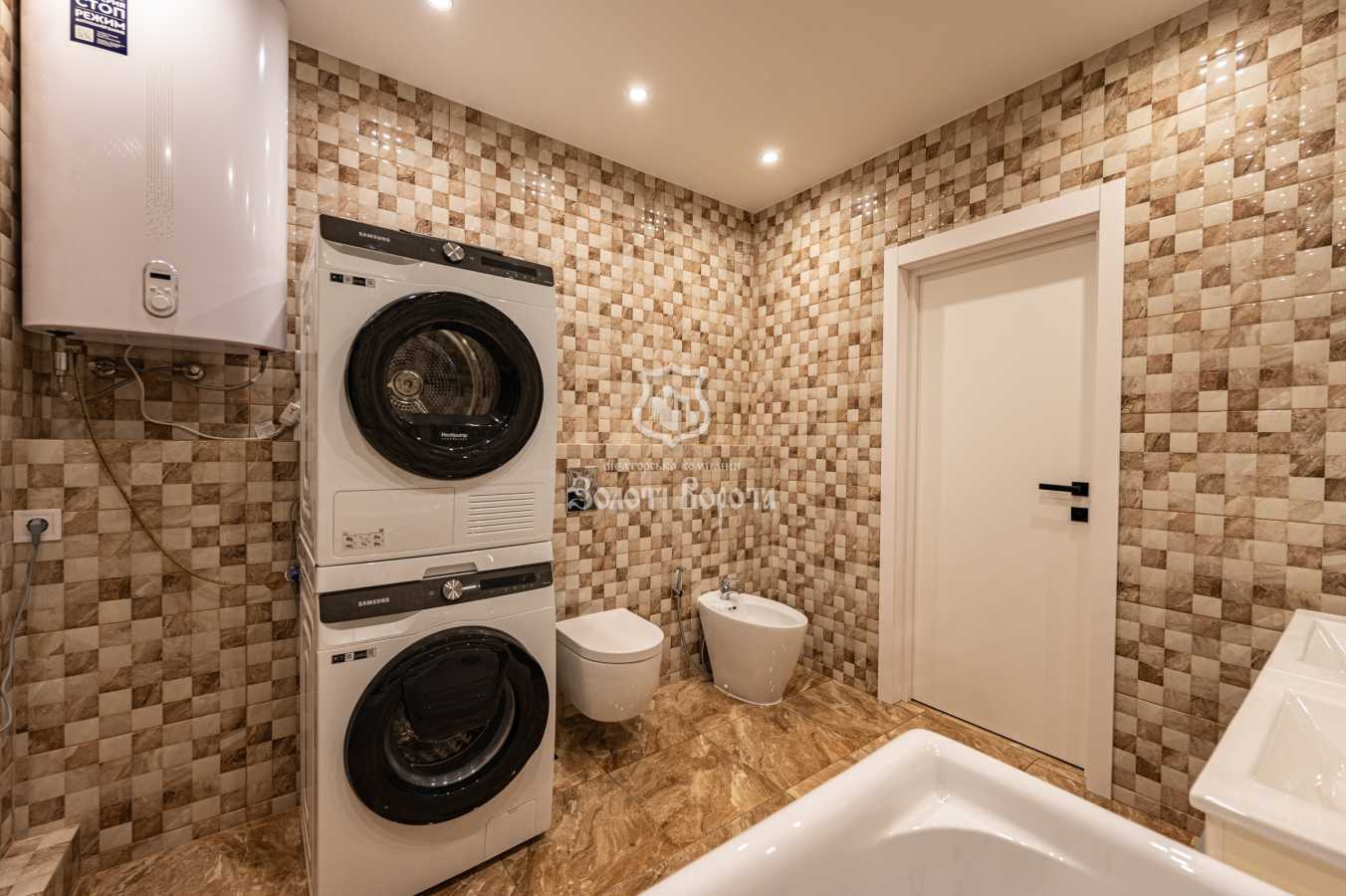 Продаж 3-кімнатної квартири 119.8 м², Автозаводська вул., 29А