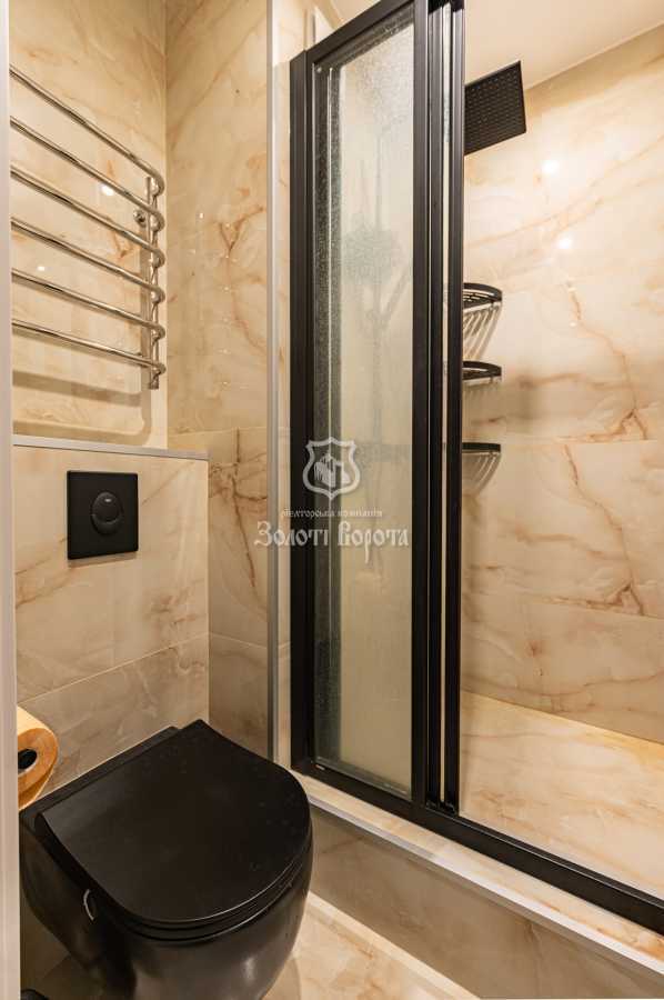 Продаж 3-кімнатної квартири 119.8 м², Автозаводська вул., 29А