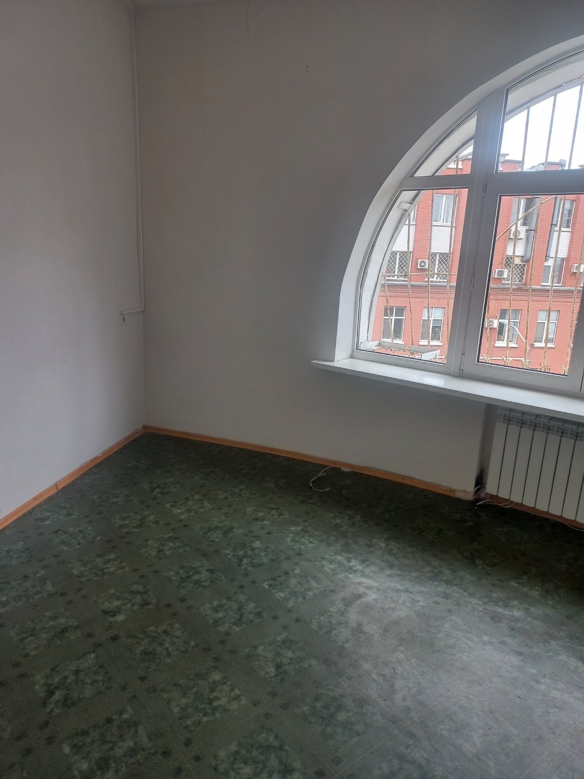 Аренда офиса 18 м², Крутогорный спуск, 14