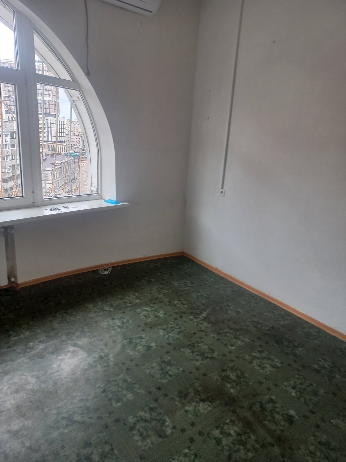 Аренда офиса 18 м², Крутогорный спуск, 14
