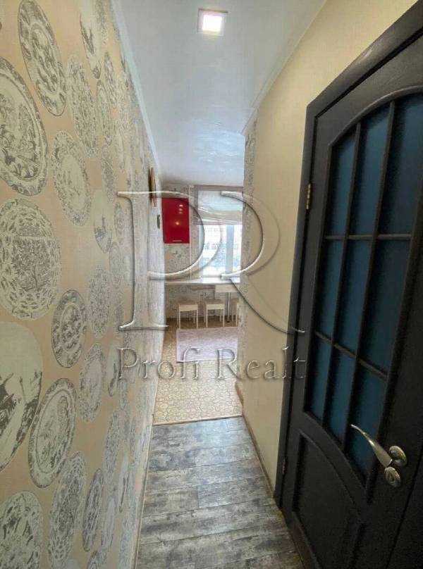 Продажа 2-комнатной квартиры 47 м², Павла Тычины просп., 22А