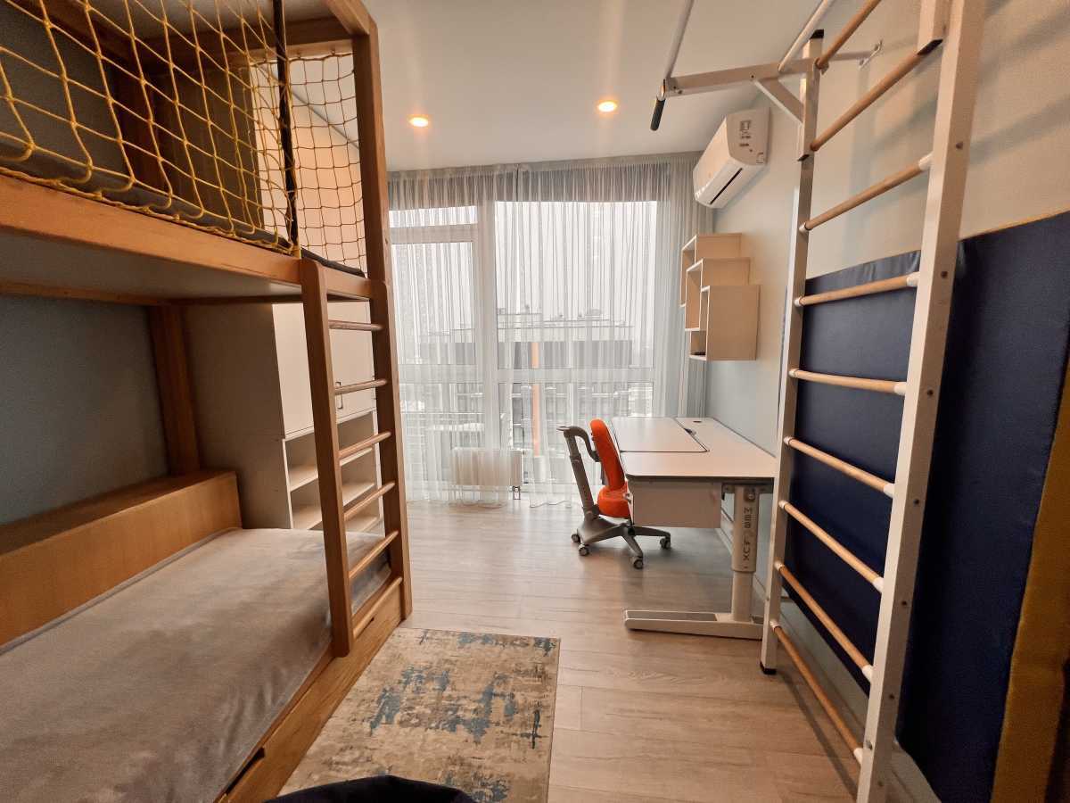 Оренда 3-кімнатної квартири 84 м², Предславинська вул., 53