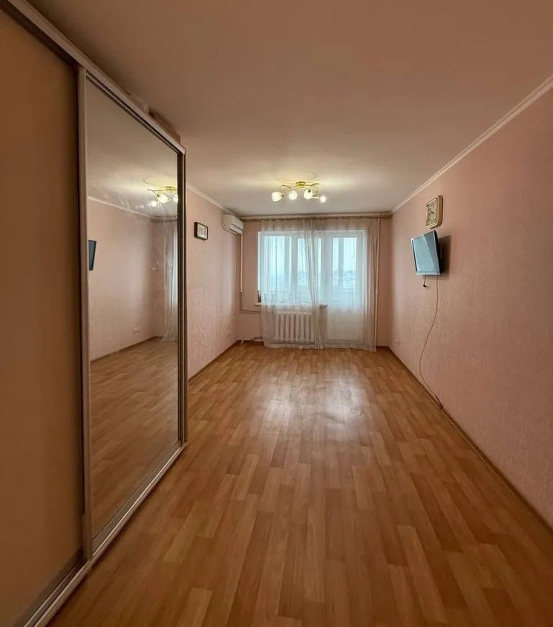 Продажа 3-комнатной квартиры 70 м², Березинская ул., 18