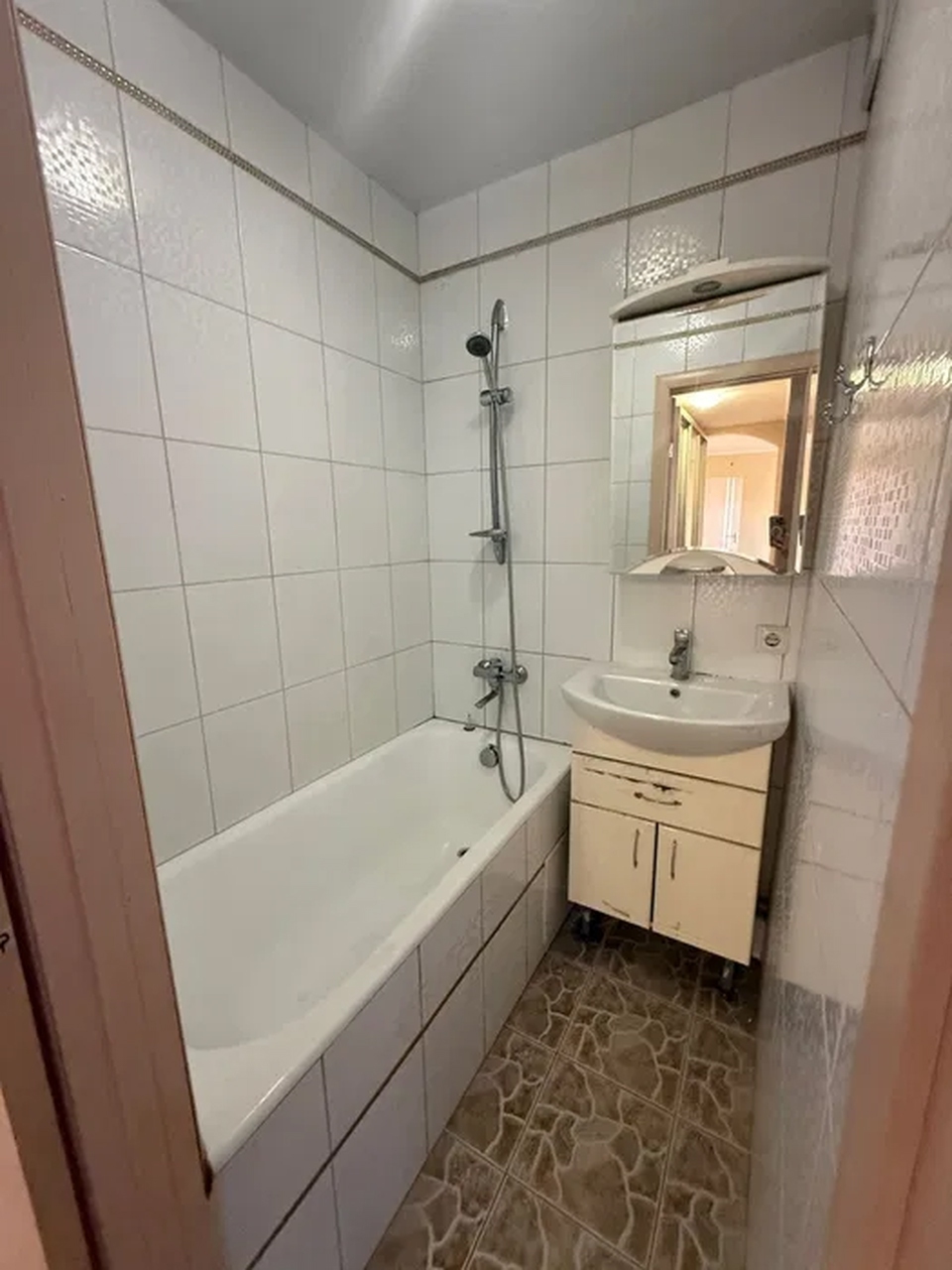 Продажа 3-комнатной квартиры 70 м², Березинская ул., 18