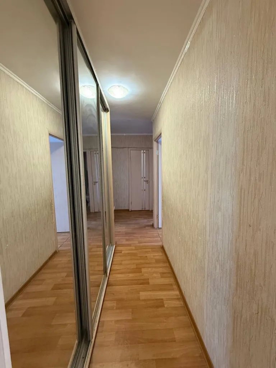 Продажа 3-комнатной квартиры 70 м², Березинская ул., 18