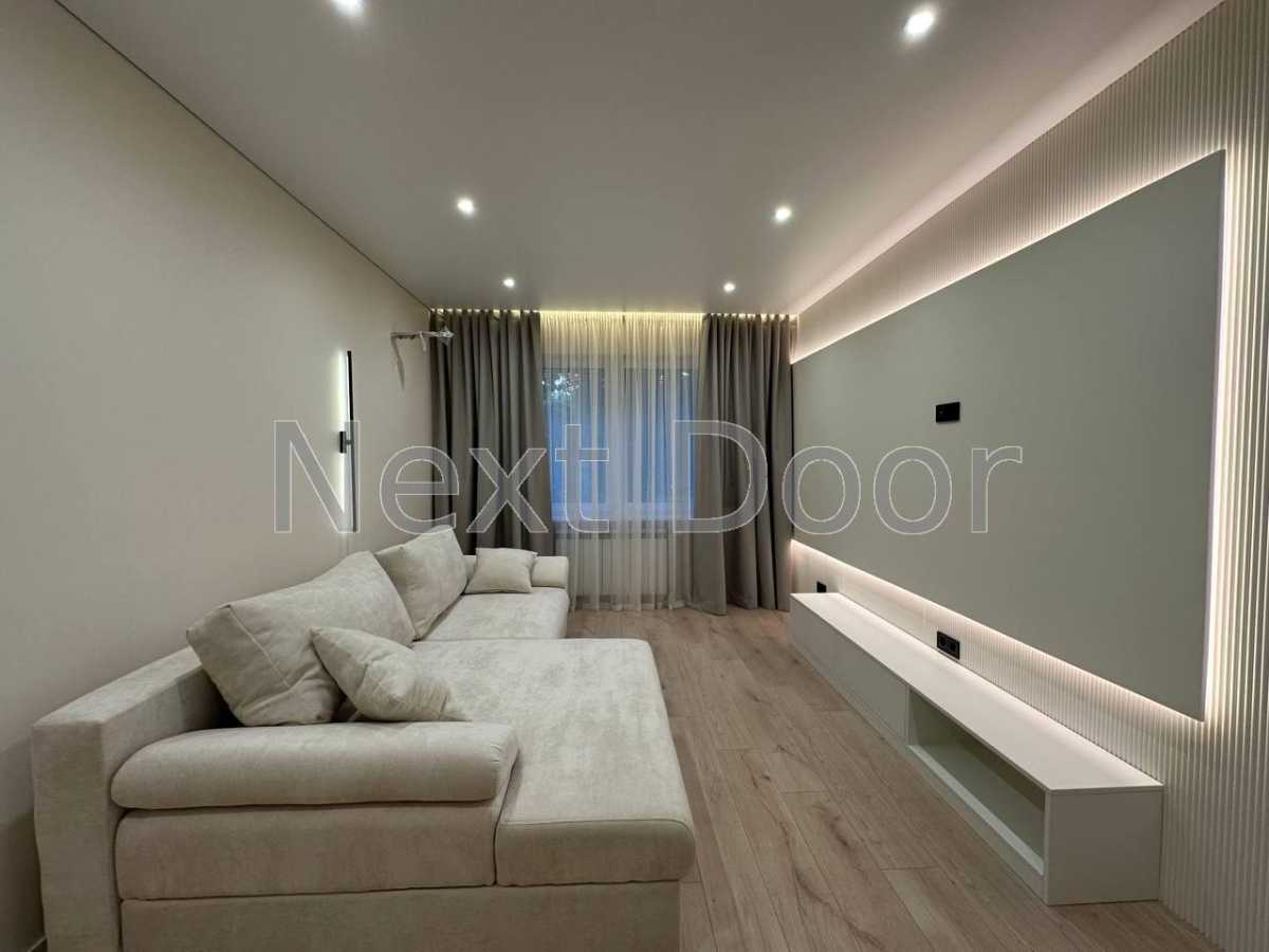 Продаж 2-кімнатної квартири 58 м², Машинобудівна вул., 21