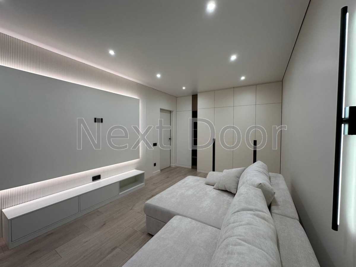 Продаж 2-кімнатної квартири 58 м², Машинобудівна вул., 21