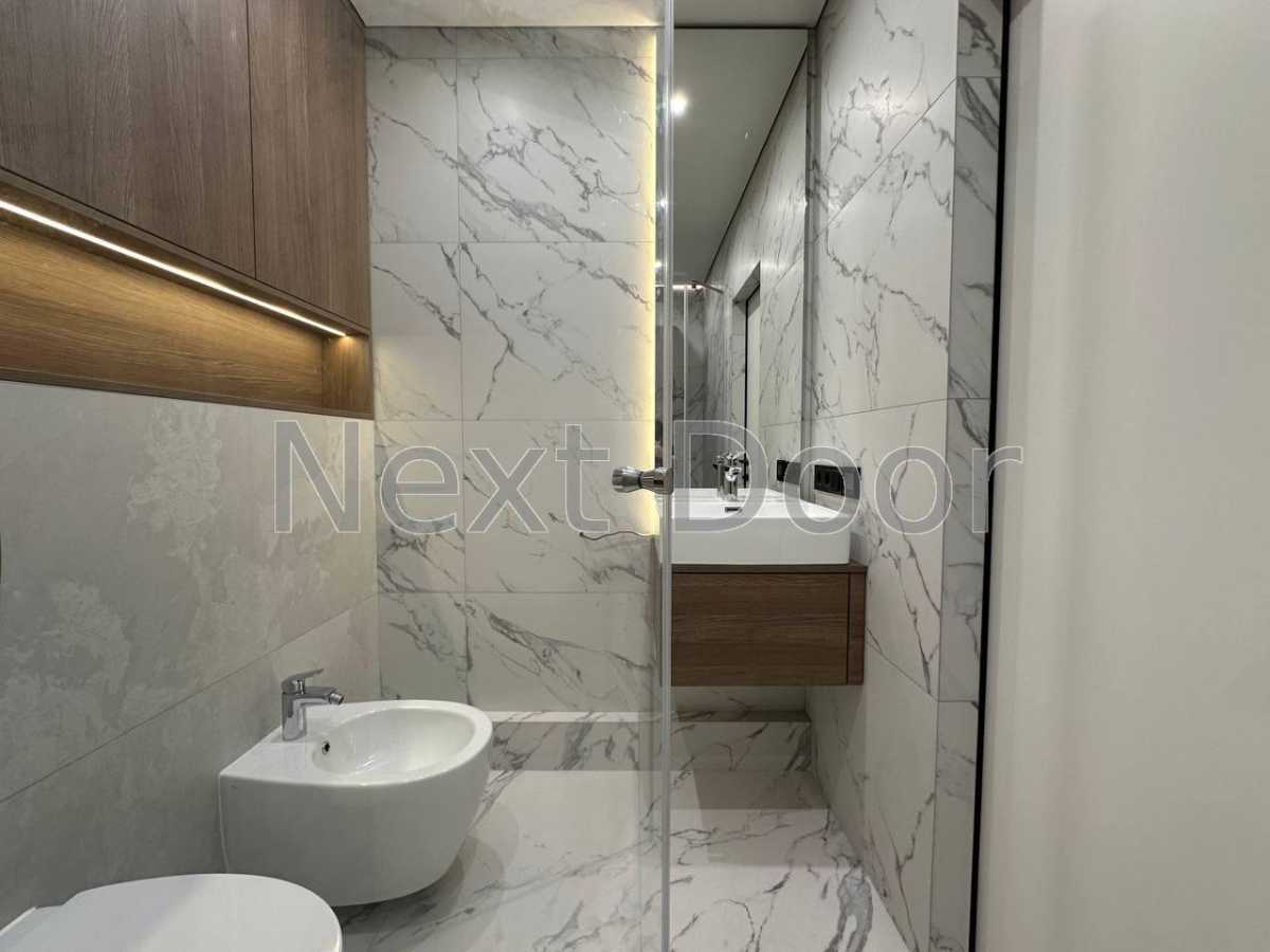 Продаж 2-кімнатної квартири 58 м², Машинобудівна вул., 21