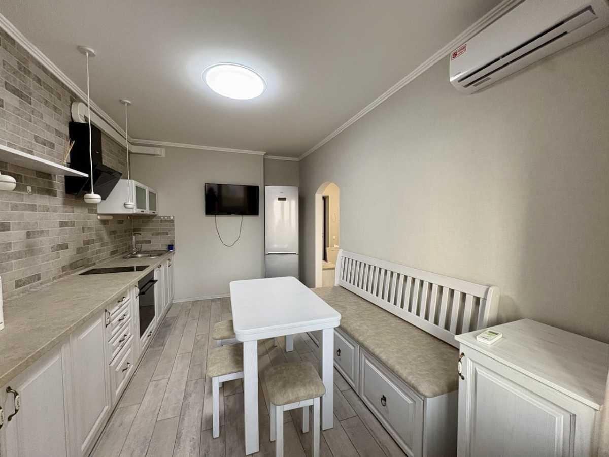 Продажа 1-комнатной квартиры 49 м², Краковская ул., 27
