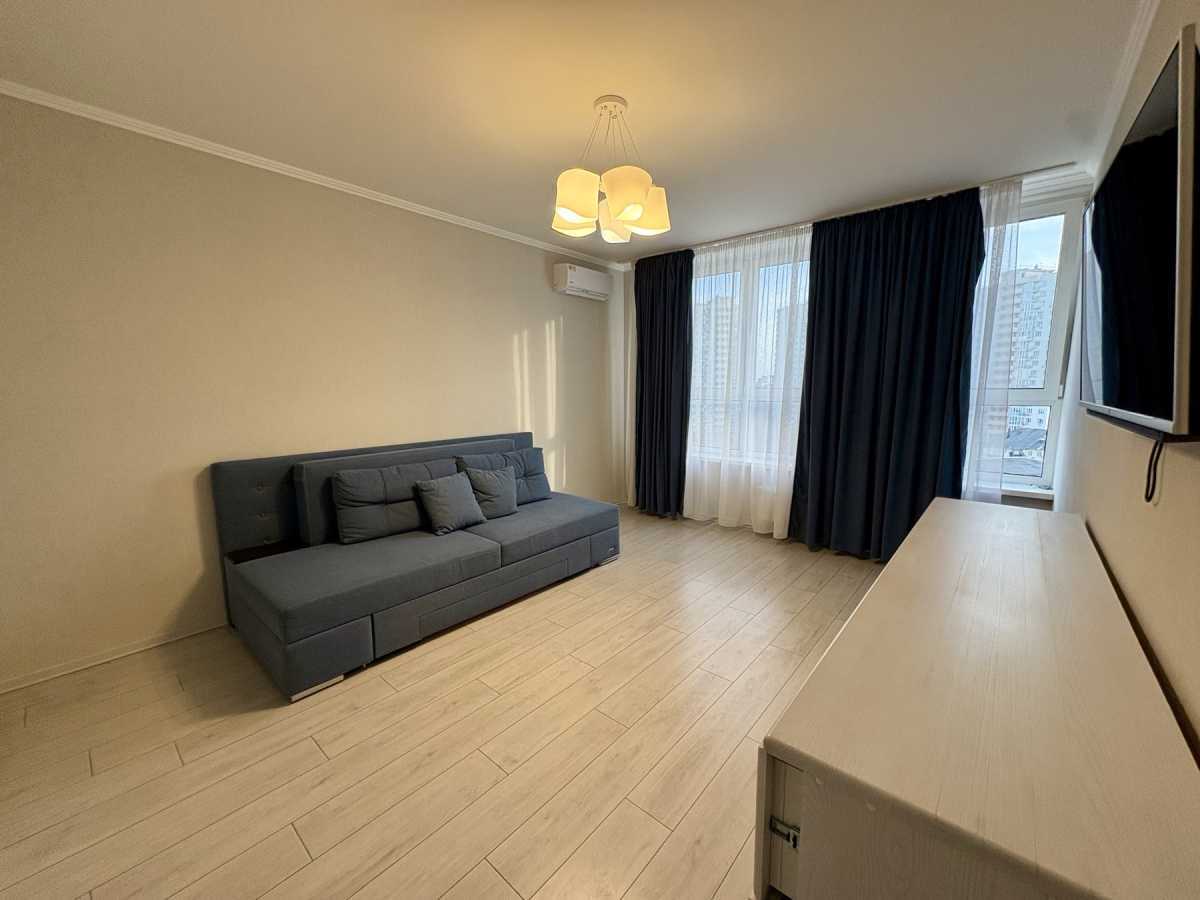 Продажа 1-комнатной квартиры 49 м², Краковская ул., 27