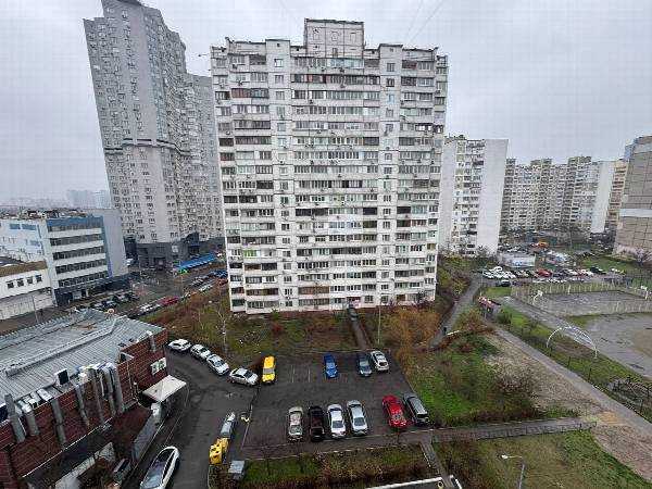 Продажа 4-комнатной квартиры 89 м², Михаила Гришко ул., 8А