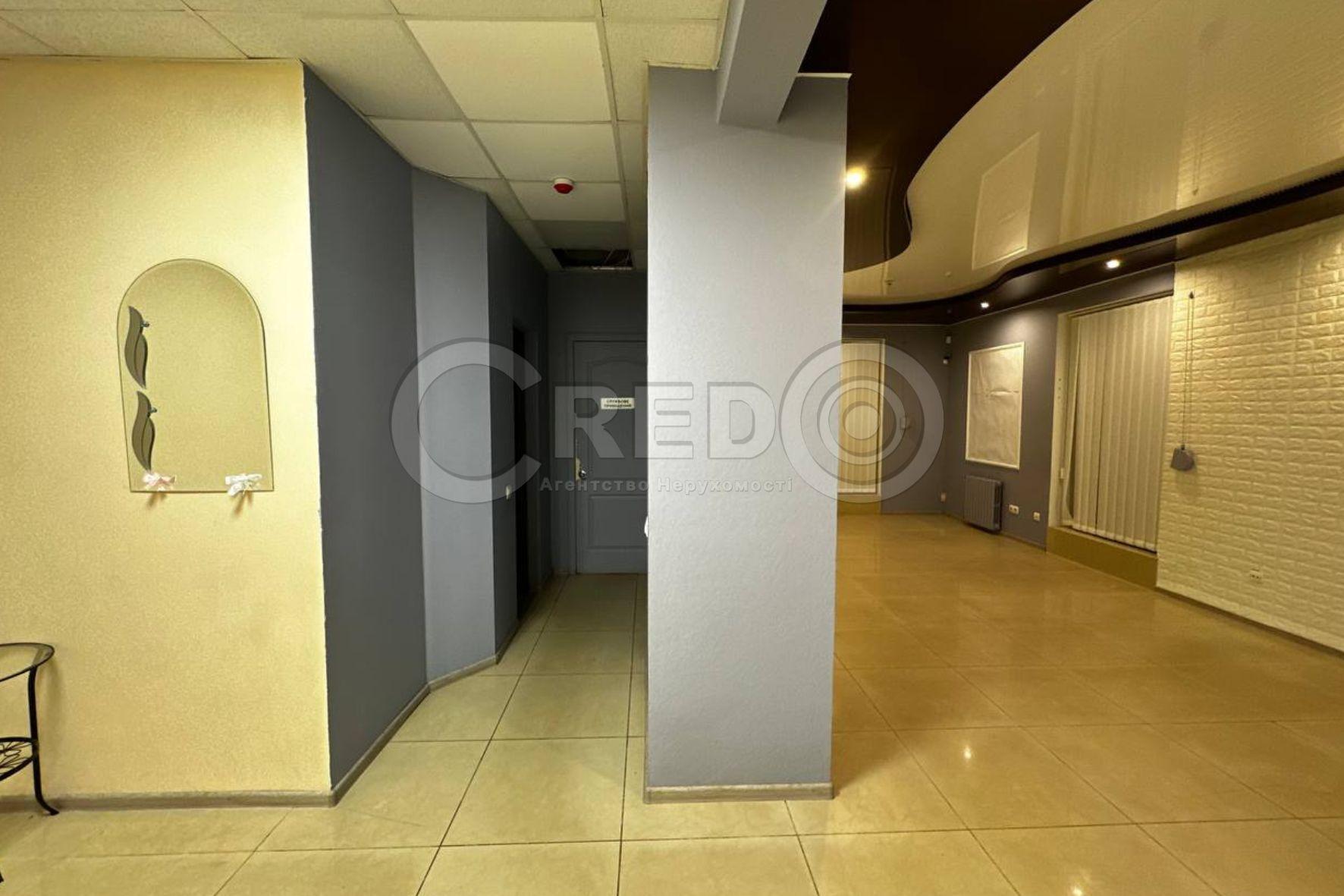 Аренда торгового помещения 61.8 м², Гагарина просп.