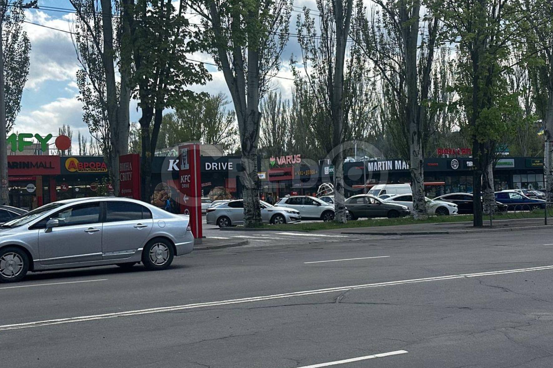 Аренда торгового помещения 61.8 м², Гагарина просп.