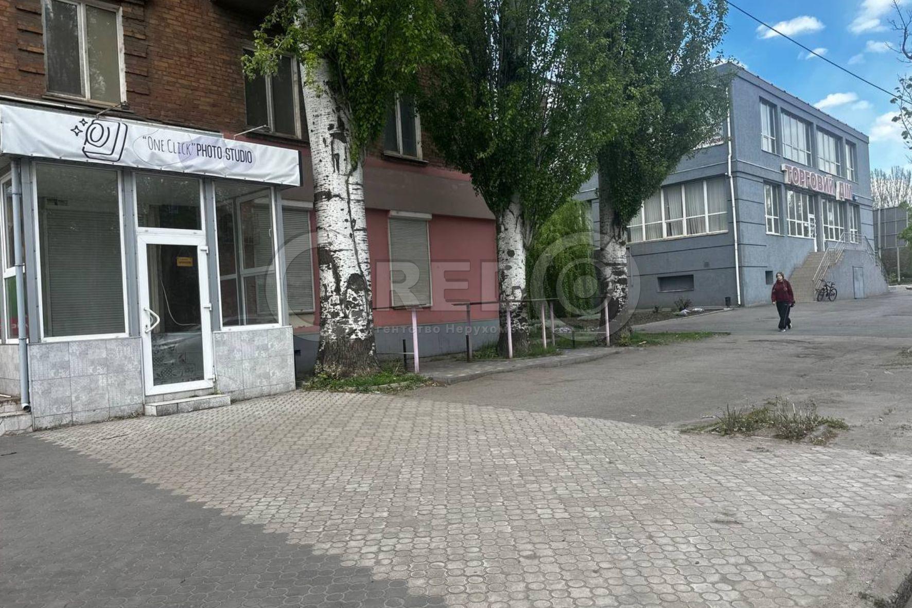 Аренда торгового помещения 61.8 м², Гагарина просп.