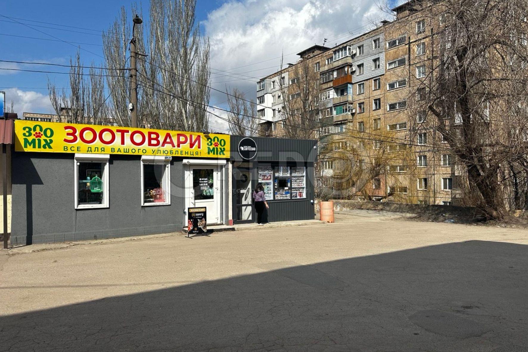 Продажа торгового помещения 65.8 м², Космонавтов ул.