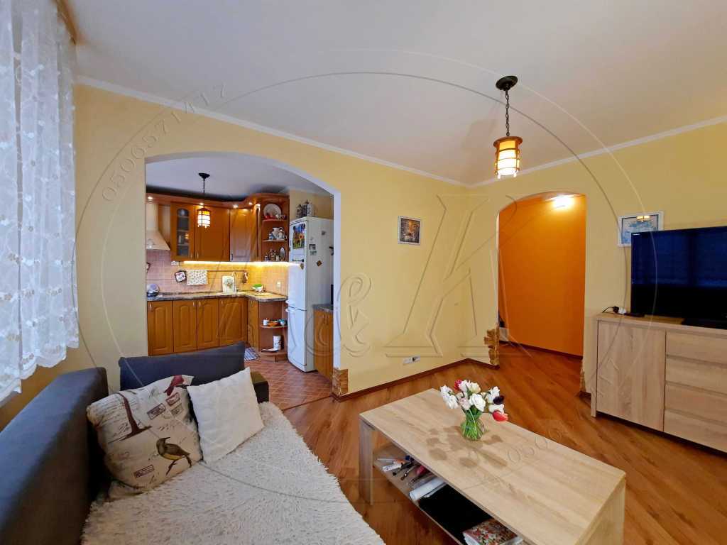 Продажа 3-комнатной квартиры 69 м², Генерала Наумова ул., 31А