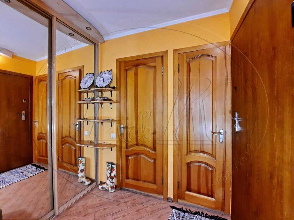 Продажа 3-комнатной квартиры 69 м², Генерала Наумова ул., 31А