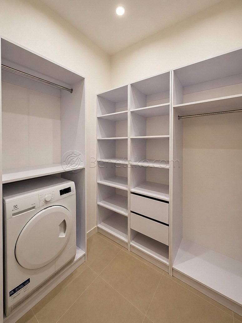 Аренда 2-комнатной квартиры 75 м², Аркадийское Плато, 5Б