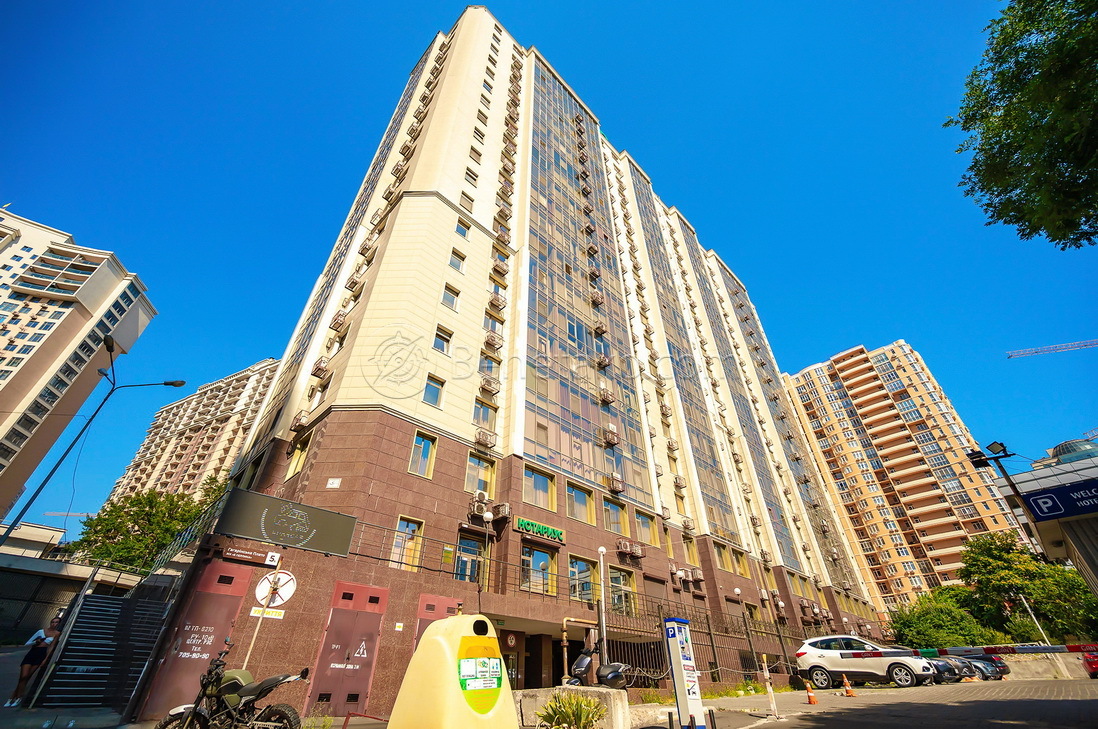 Аренда 2-комнатной квартиры 75 м², Аркадийское Плато, 5Б