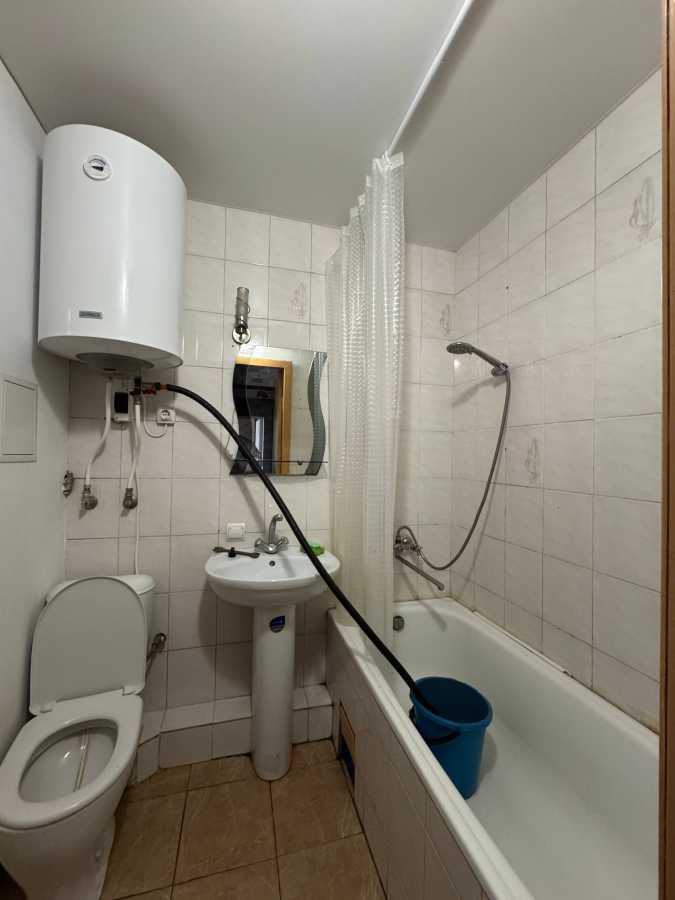 Оренда 2-кімнатної квартири 56 м², Науки, 118