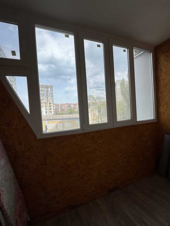 Оренда 2-кімнатної квартири 56 м², Науки, 118