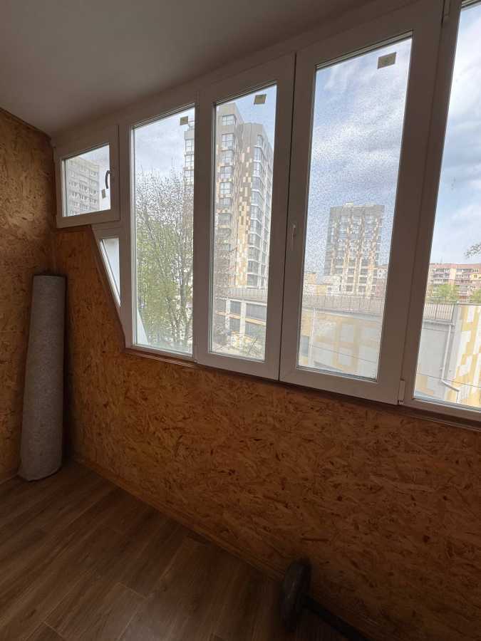 Оренда 2-кімнатної квартири 56 м², Науки, 118