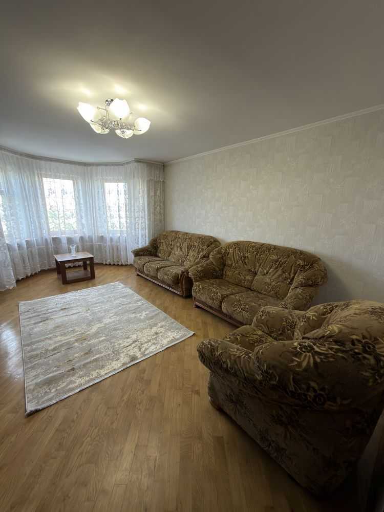 Аренда 2-комнатной квартиры 61 м², Межигорская ул., 43
