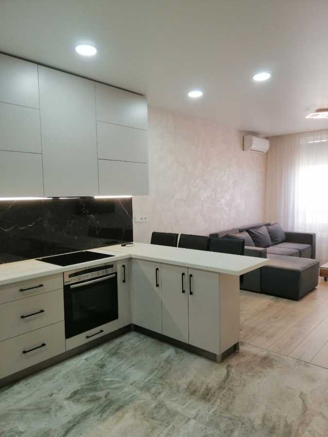 Оренда 1-кімнатної квартири 46 м², Кам’янська вул., 128