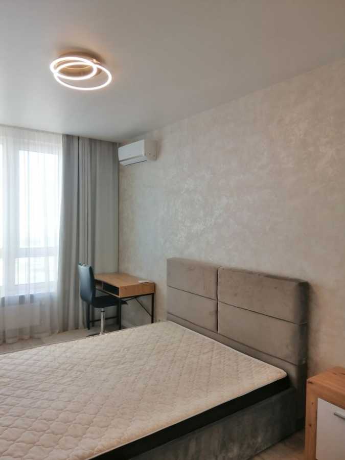 Оренда 1-кімнатної квартири 46 м², Кам’янська вул., 128