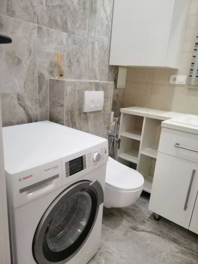 Оренда 1-кімнатної квартири 46 м², Кам’янська вул., 128