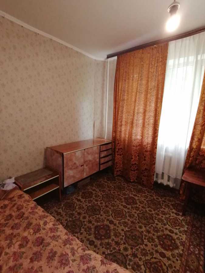 Оренда кімнати/частини квартири, Січневого Прориву вул., 13