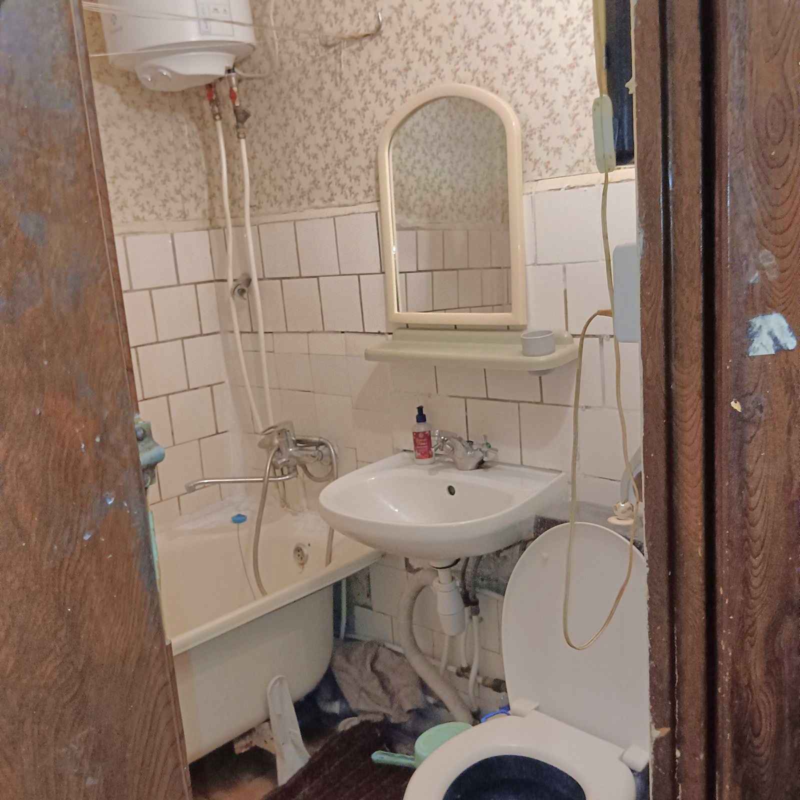 Аренда 3-комнатной квартиры 57 м², Батумская ул.