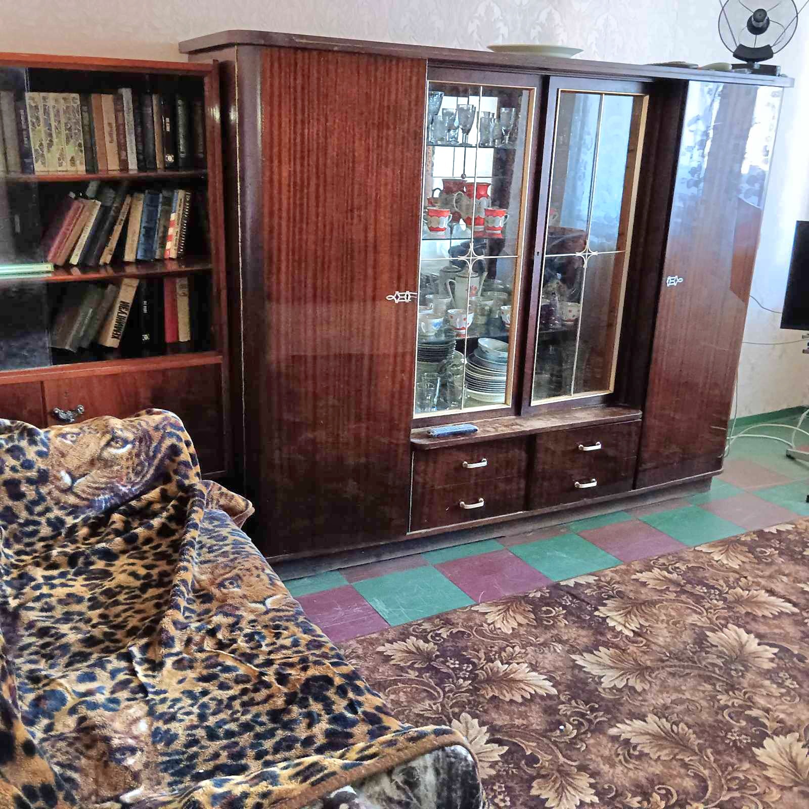 Аренда 3-комнатной квартиры 57 м², Батумская ул.