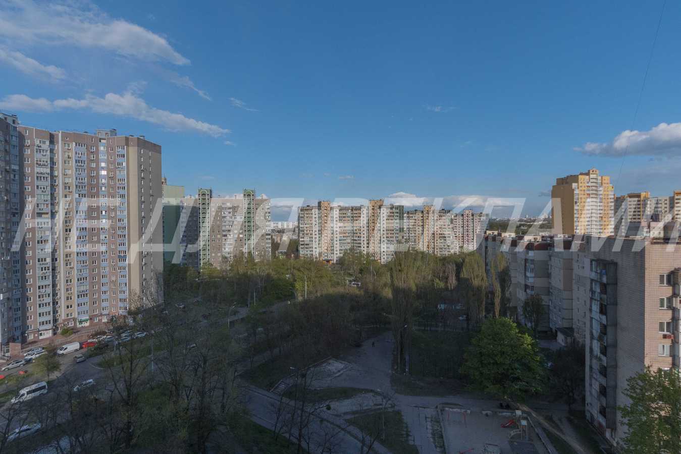 Продаж 2-кімнатної квартири 54.2 м², Наталії Ужвій вул., 4