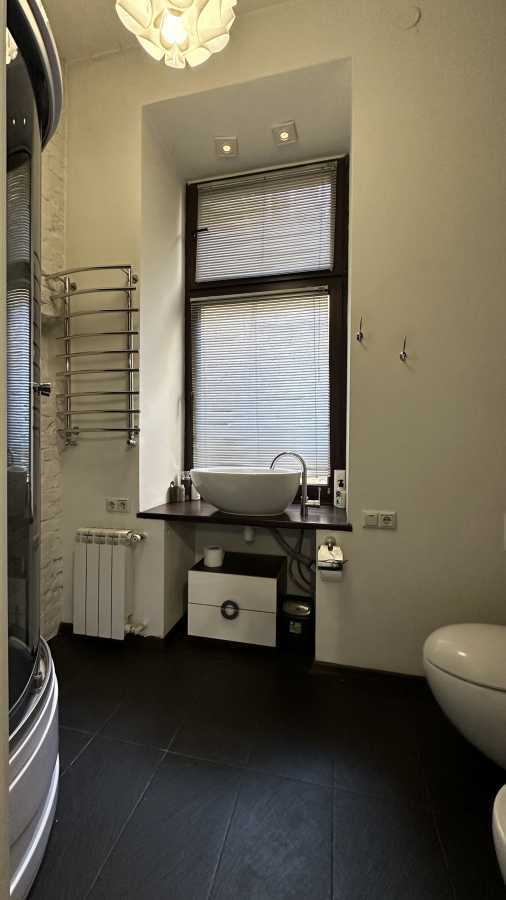 Аренда 3-комнатной квартиры 87 м², Ивана Франко ул., 17В