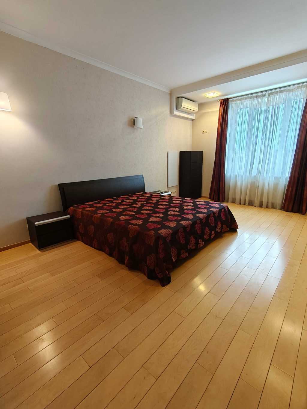 Аренда 2-комнатной квартиры 95 м², Молдавская ул., 2
